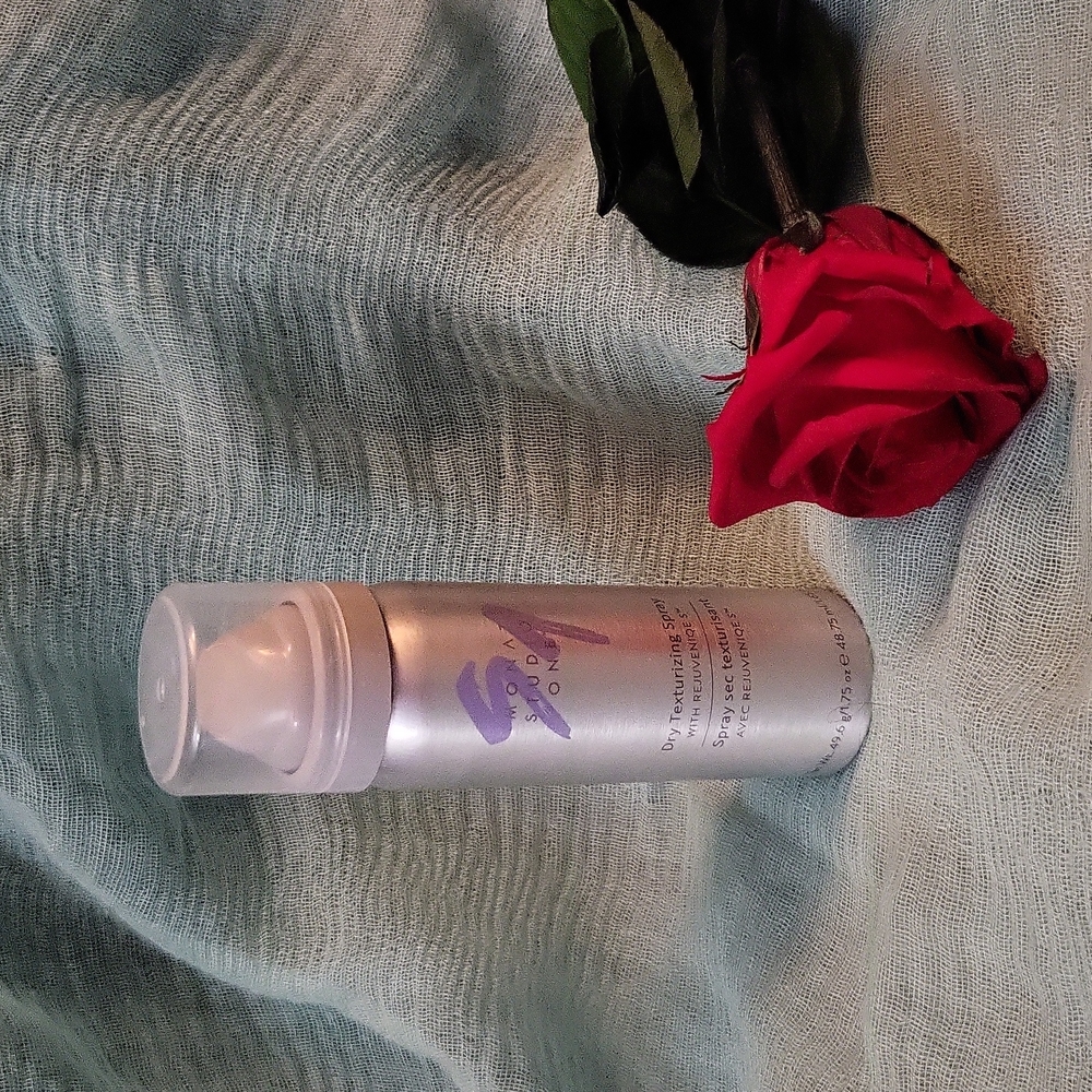 Dry Texturizing Spray